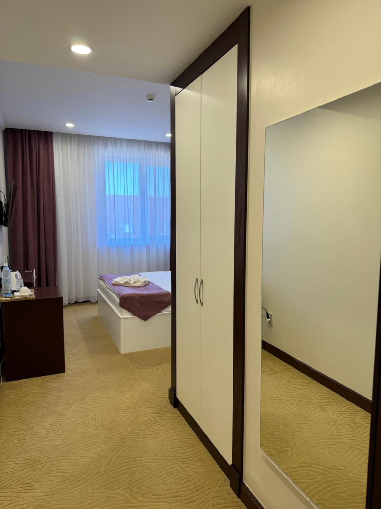 Sulo Atyrau Hotel Eksteriør bilde