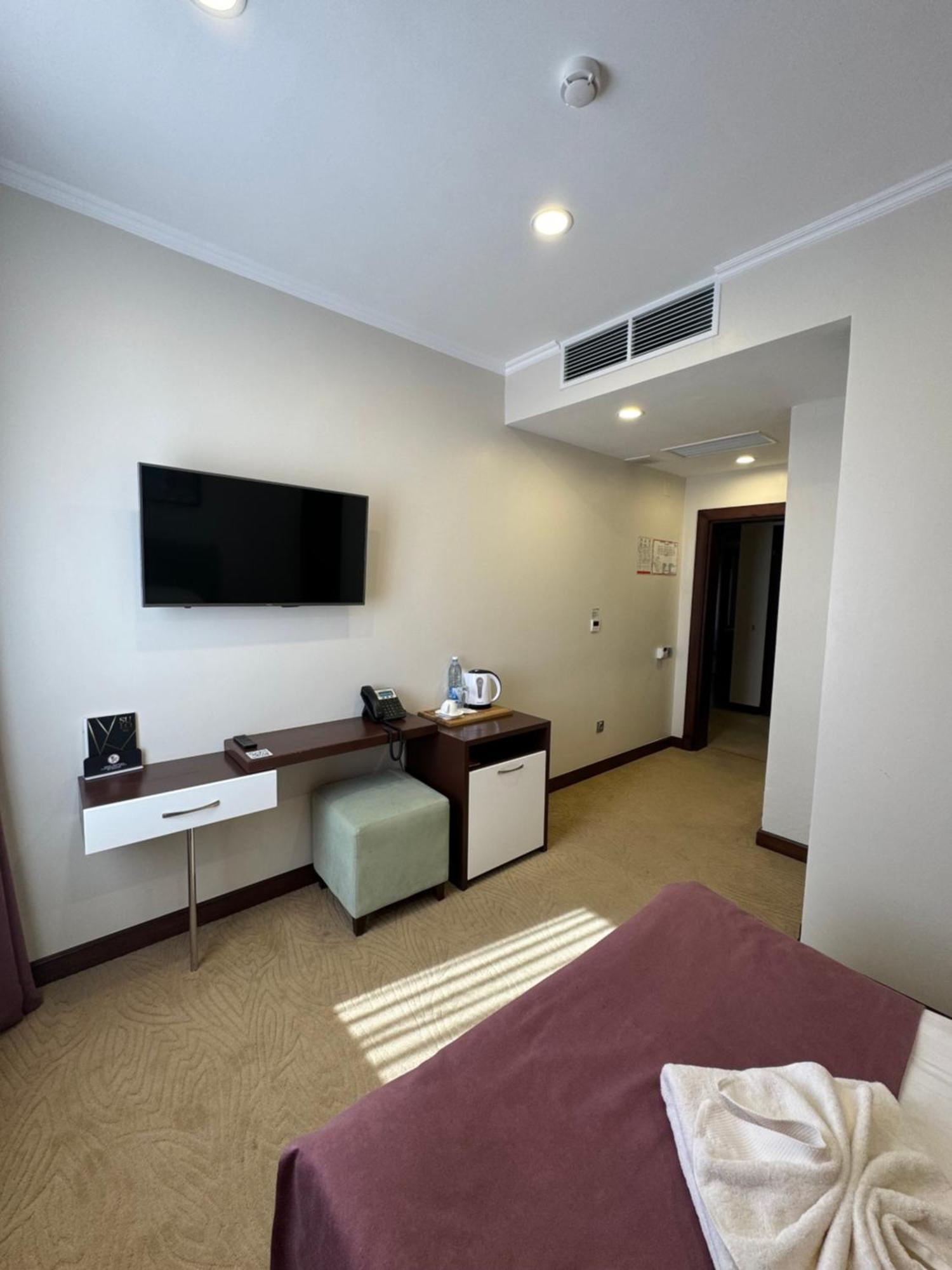 Sulo Atyrau Hotel Eksteriør bilde