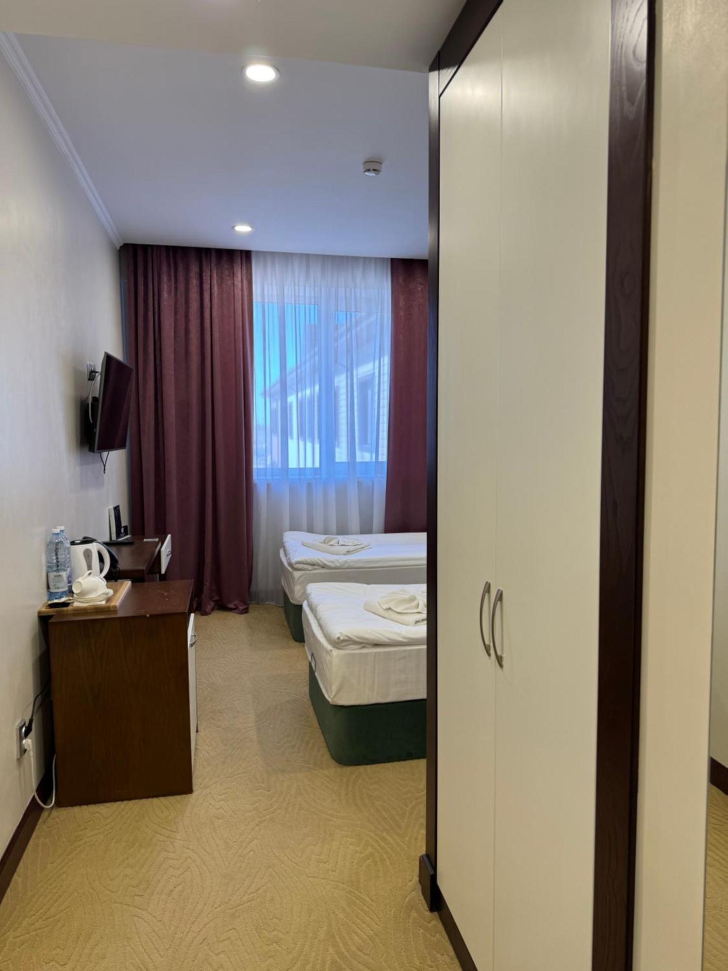 Sulo Atyrau Hotel Eksteriør bilde