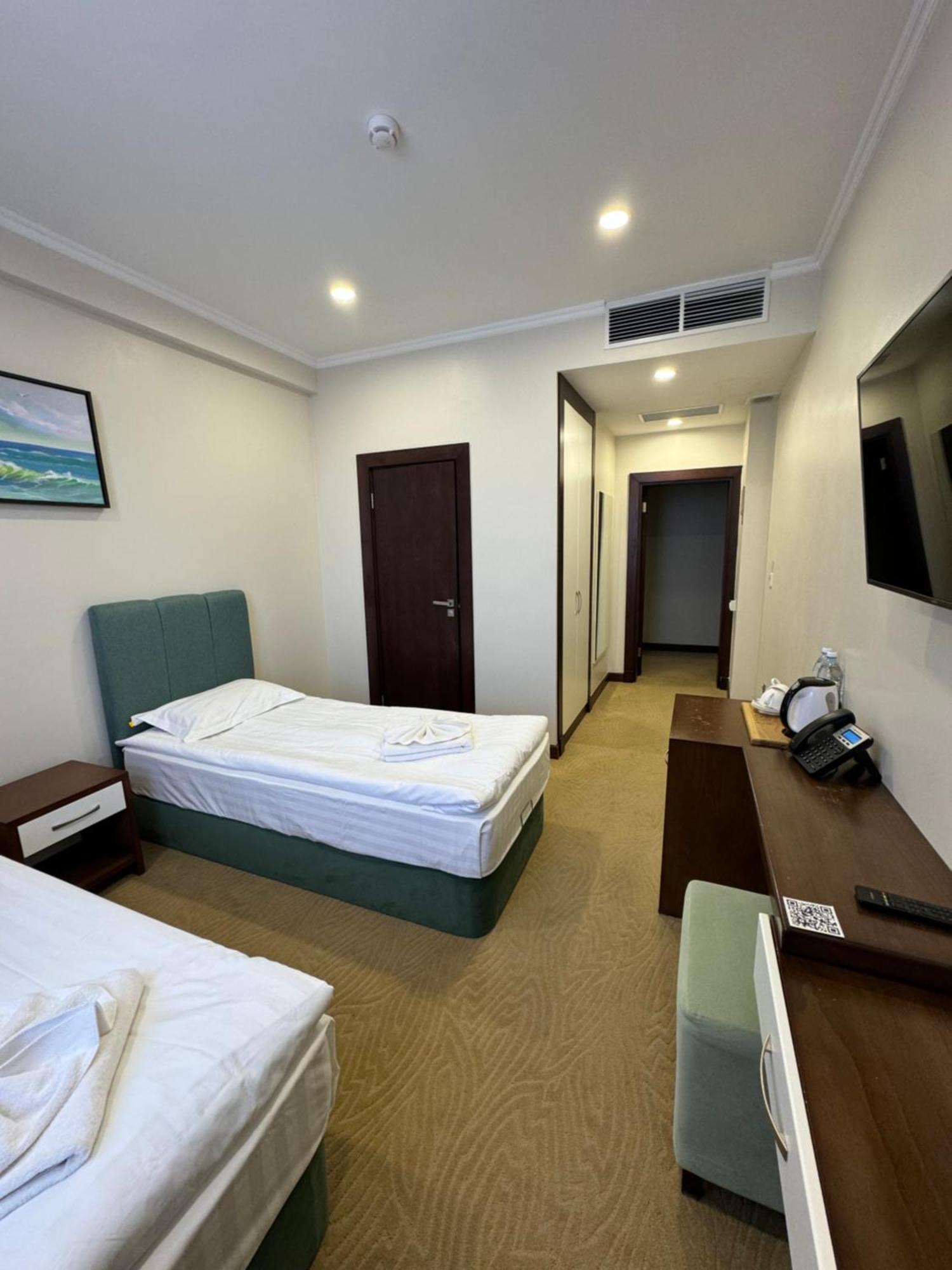 Sulo Atyrau Hotel Eksteriør bilde