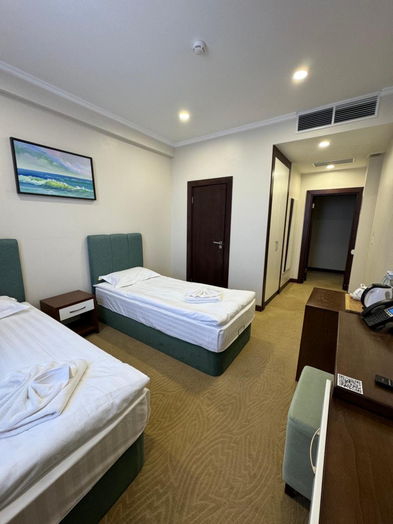 Sulo Atyrau Hotel Eksteriør bilde