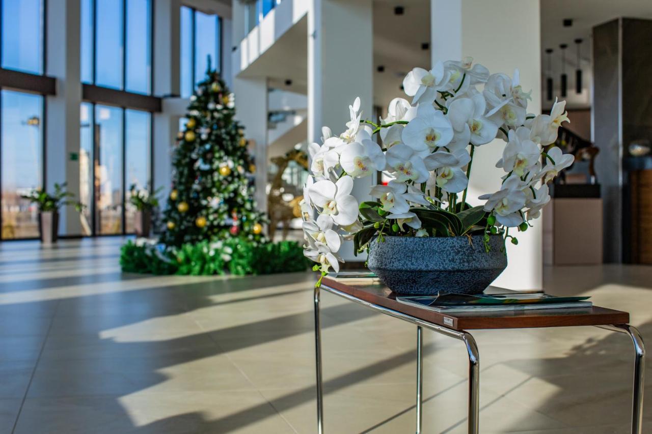 Sulo Atyrau Hotel Eksteriør bilde