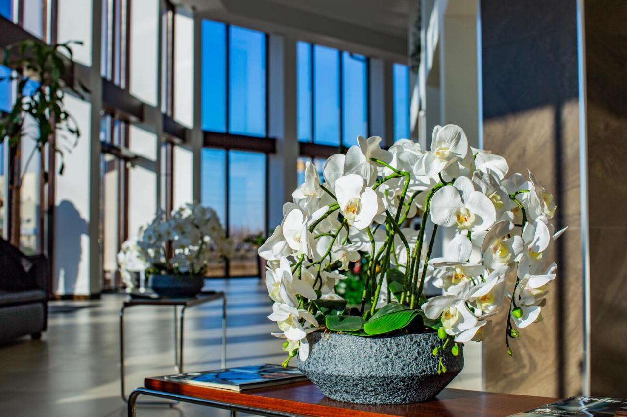 Sulo Atyrau Hotel Eksteriør bilde